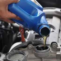 Car Maintenance Tips Oil Check